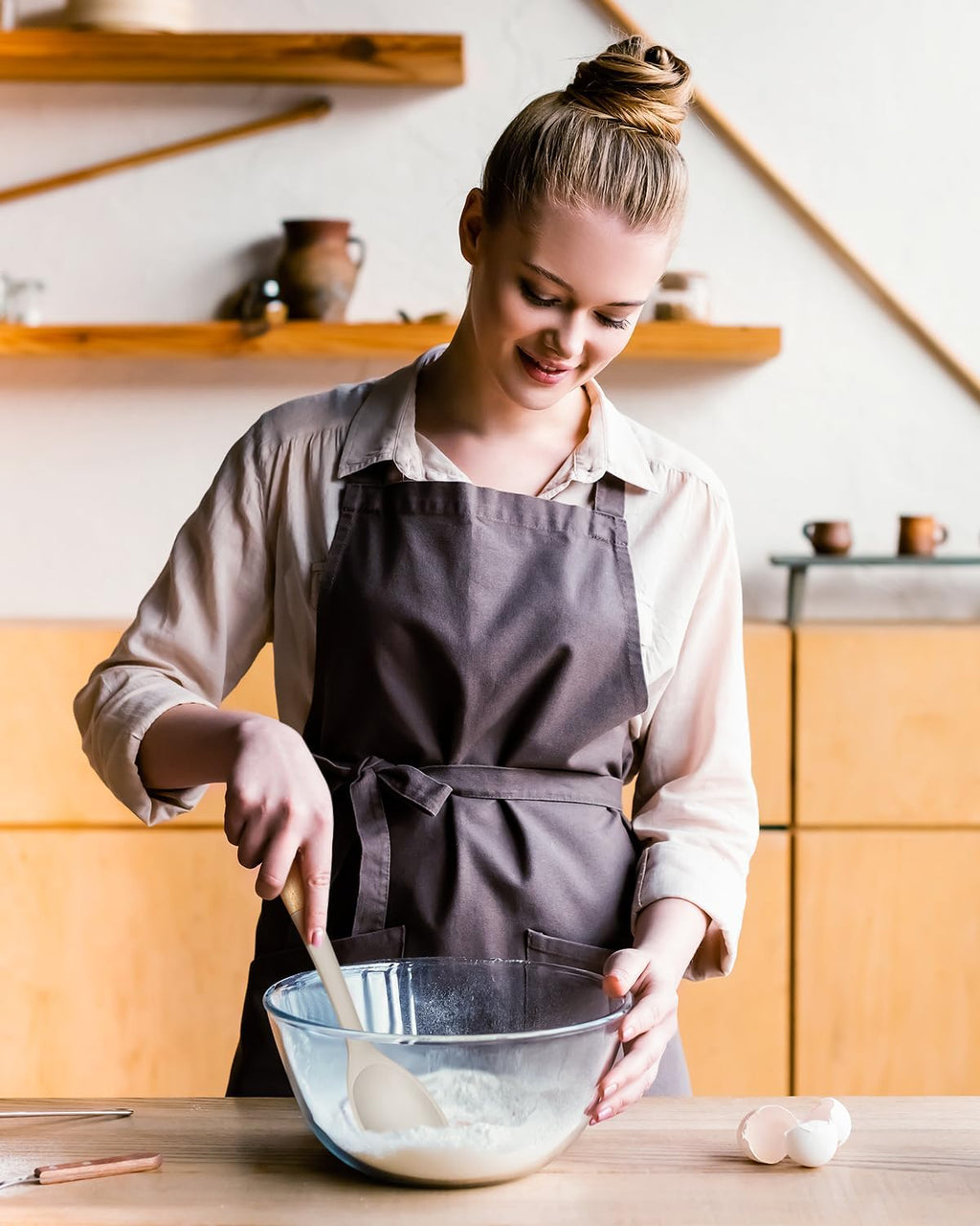 Silicone Cooking Utensils Set, Perfectly Angled for Frying, Mixing,Serving,Draining,Turning and Stirring, BPA-Free Matte Silicone, Wood Handles, Safe for Nonstick Cooking Surfaces,4 Pack (Khaki)